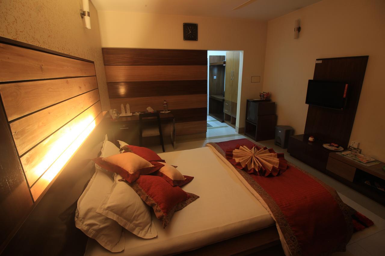 Tiger Garden Int Hotel Khulna Экстерьер фото